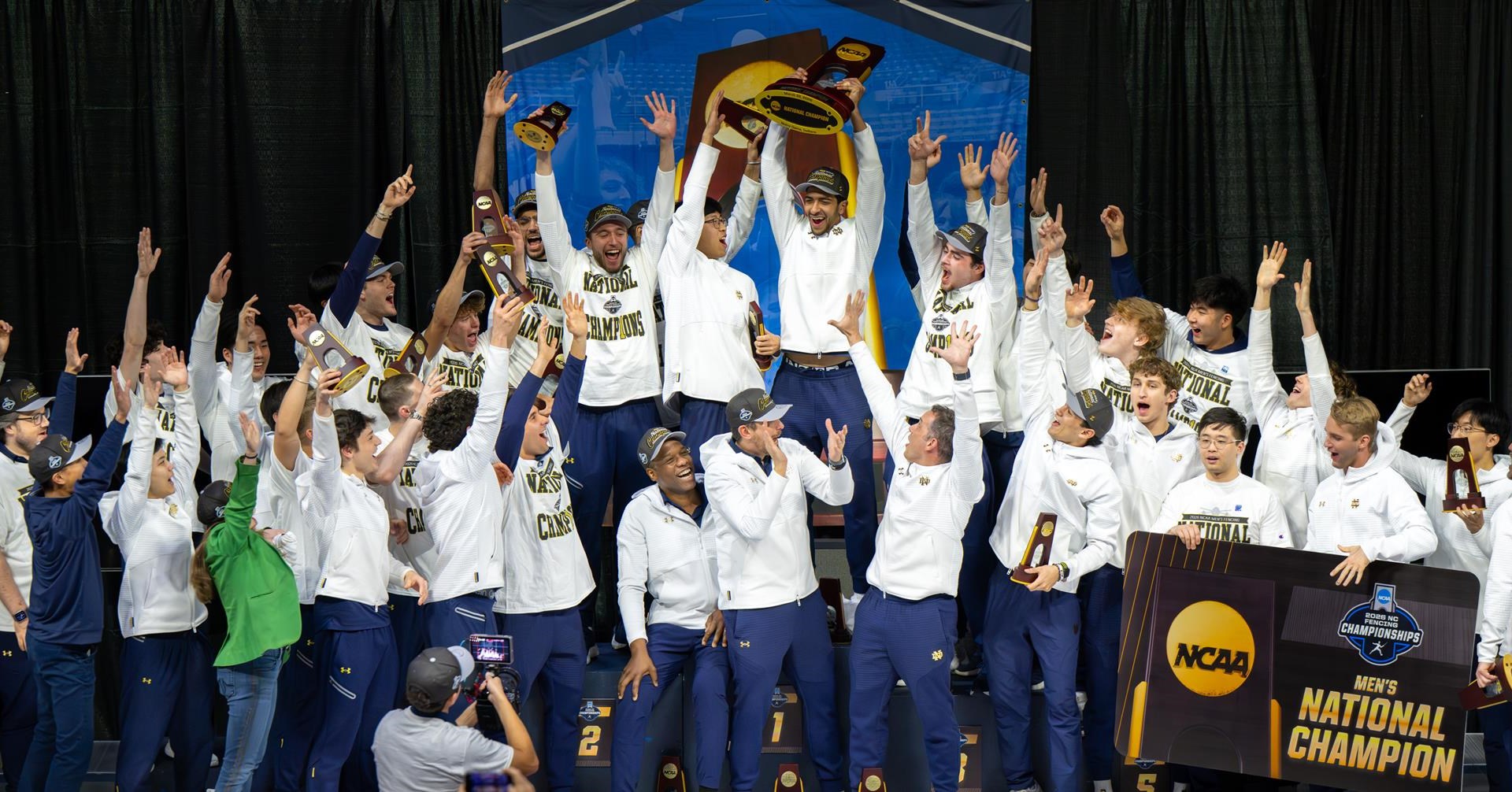 Notre Dame campeon NCAA Fencing Championships 2026 masculino sweep